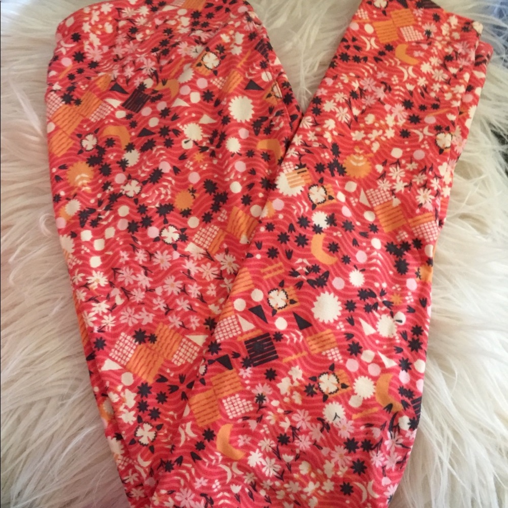 New Lularoe Leggings Size OS